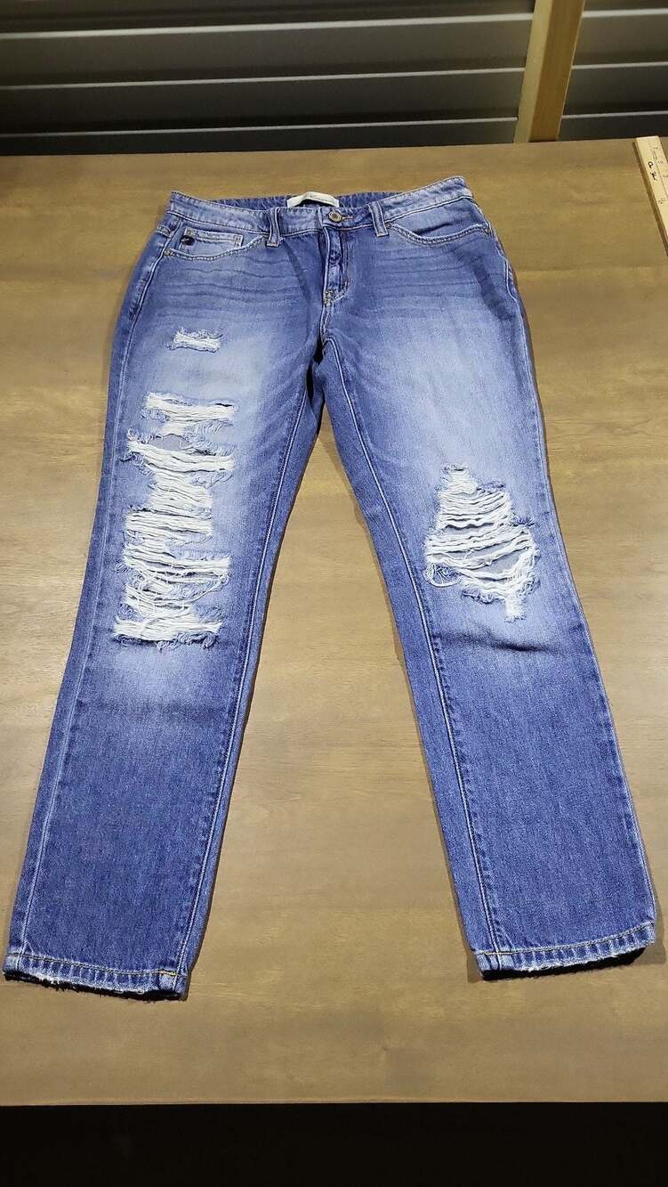 KanCan Distressed Destroyed Mid Rise Straight Leg Jeans KC8371M Size 3 25